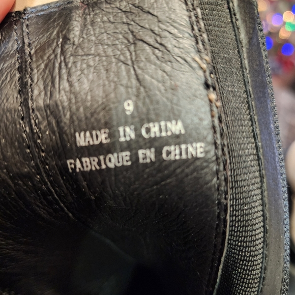 Jeffrey Campbell Tanked Chelsea Boots | Dark Nude | Size 9| EUC - Picture 9 of 9